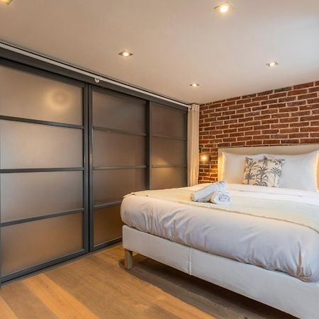 Two Bedroom Apartment In The Heart Of Old Lille Exterior photo