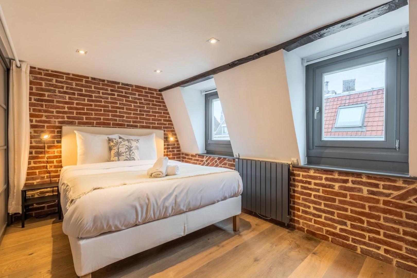 Two Bedroom Apartment In The Heart Of Old Lille Exterior photo